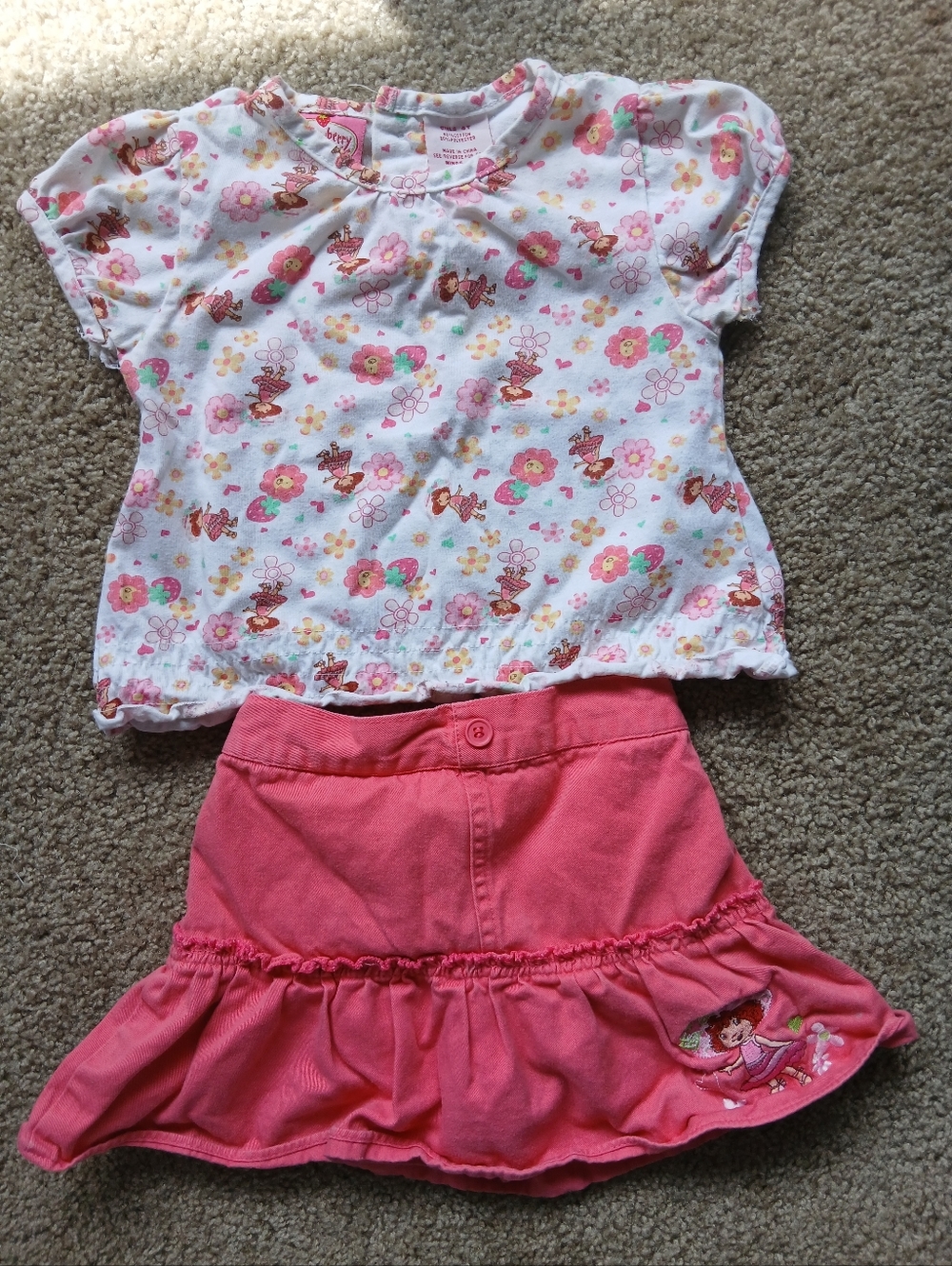 Vintage Strawberry Shortcake 2 Piece Set Y2K Shirt Skirt SSC